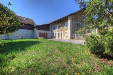 Maison à vendre 775 000 € 6 pièces 4 chambres 223 m² 688 m² de terrain Saint-Jean-de-Gonville 01630