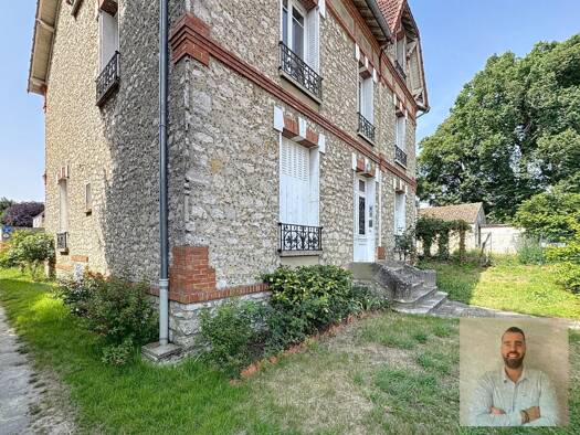 Appartement à vendre 168 000 € 2 pièces 1 chambre 37 m² Étage 1/2 Leclerc-Verdun Nord Est Brie-Comte-Robert 77170