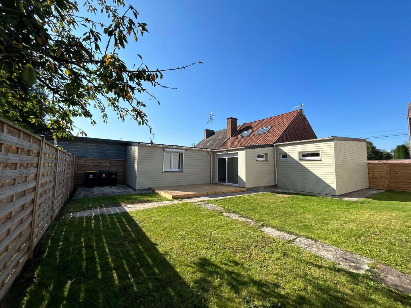 Maison à louer, 110m², QUIEVY