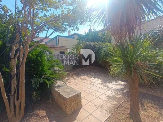 Appartement à vendre 395 000 € 3 pièces 2 chambres 63 m² Étage 1/1 Centre Ville Sanary-sur-Mer 83110