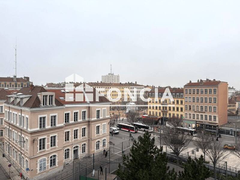 Maison à louer, 97m², LYON 1ER