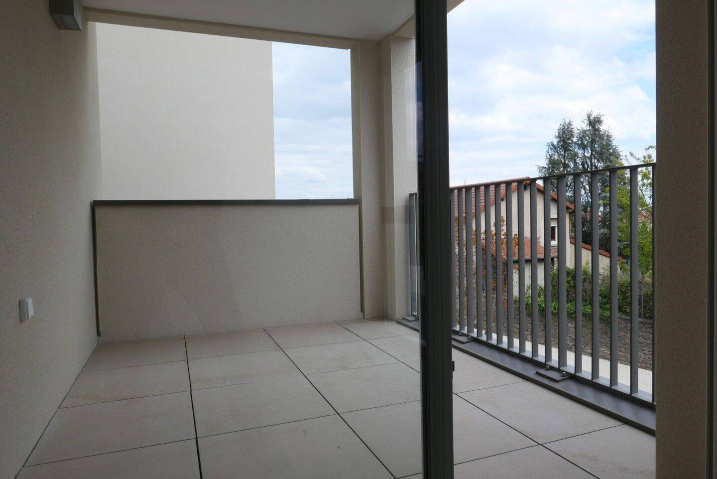 Maison à louer, 44m², SAINT GENIS LES OLLIERES