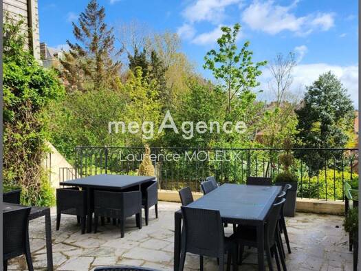 Demeure à vendre 435 000 € 12 pièces 10 chambres 430 m² 800 m² de terrain Centre Ville Boulogne-sur-Mer 62200