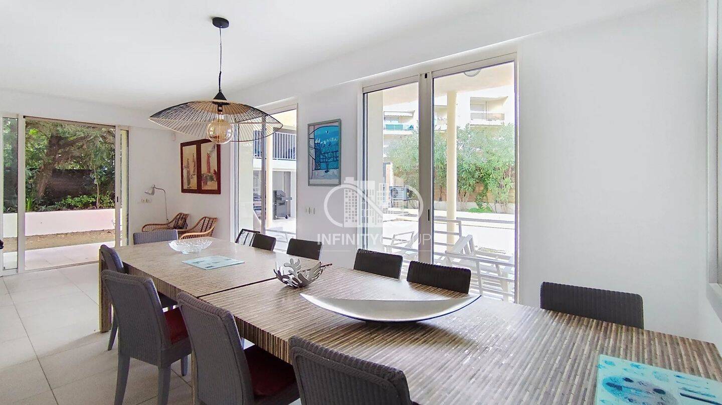 Maison à vendre, 256m², ANTIBES