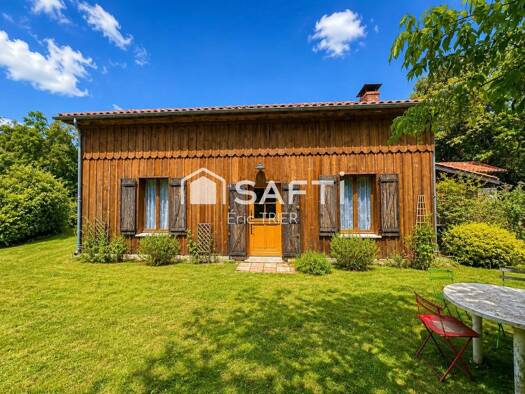 Maison de plain-pied à vendre 313 000 € 4 pièces 2 chambres 107 m² 3 560 m² de terrain Lüe 40210