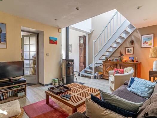 Maison à vendre 514 800 € 5 pièces 3 chambres 124 m² 166 m² de terrain Nansouty - Saint Genès Bordeaux 33800