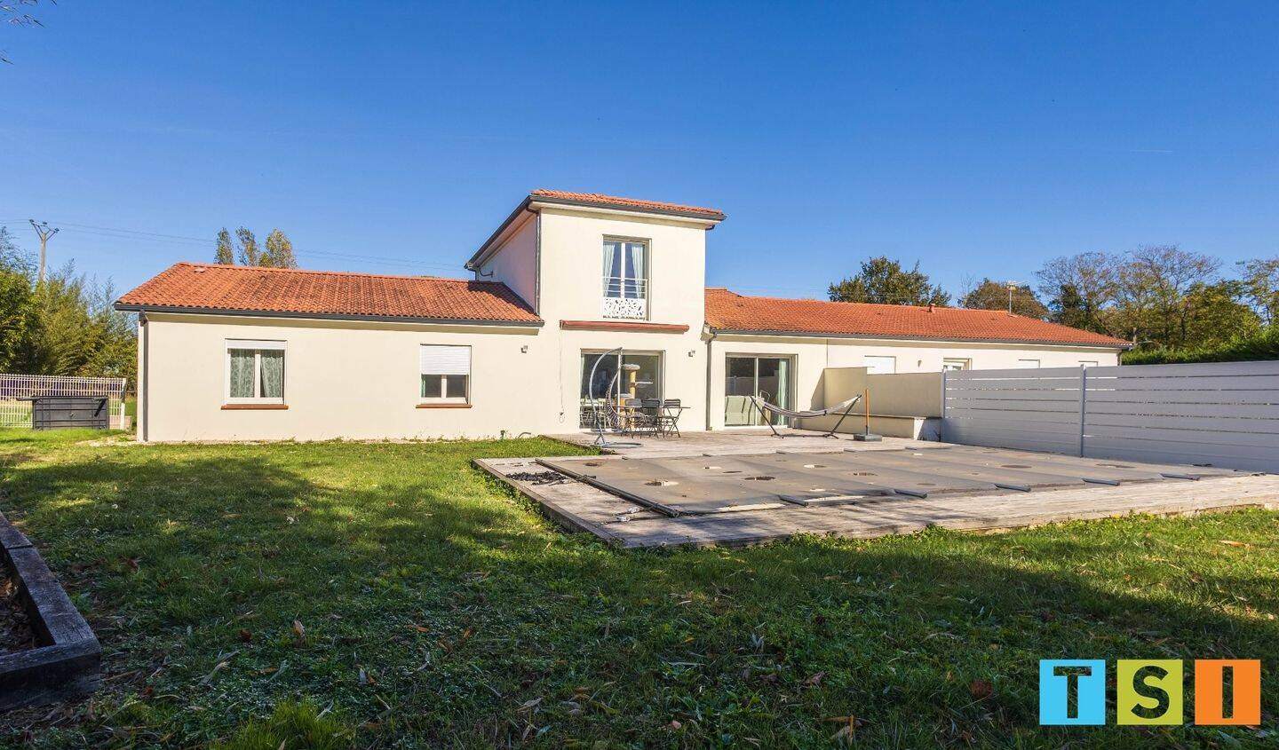 Maison à vendre, 150m², MARTRES TOLOSANE