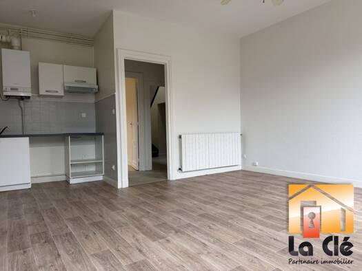 Duplex à louer 629 € 3 pièces 2 chambres 83 m² Étage 2/2 Agen 47000