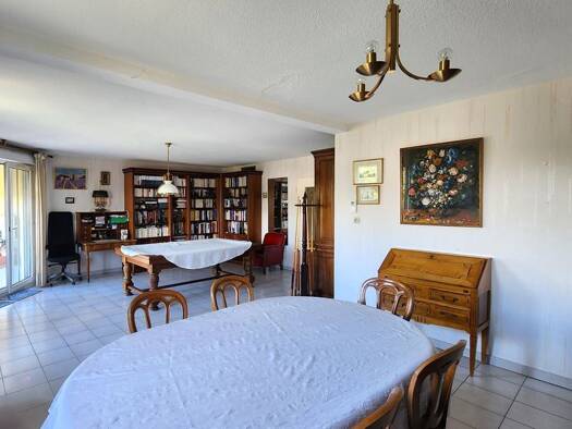 Appartement à vendre 295 000 € 5 pièces 3 chambres 121 m² Étage 2/2 Alco Montpellier 34080