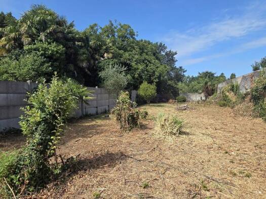 Terrain constructible à vendre 317 500 € 617 m² de terrain Porzambars-La Glaciere Concarneau 29900