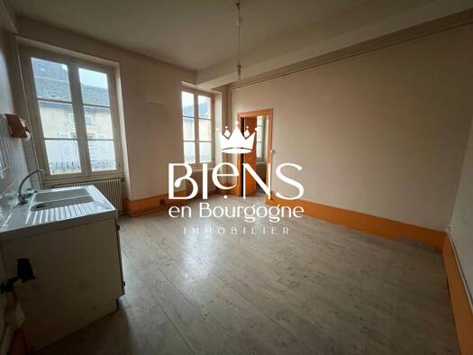 Duplex à vendre 159 000 € 4 pièces 1 chambre 100 m² Étage 1/2 Centre Ville Beaune 21200