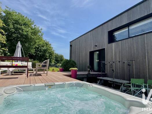 Maison à vendre 642 500 € 6 pièces 4 chambres 210 m² 1 200 m² de terrain Armorique Plougastel-Daoulas 29470