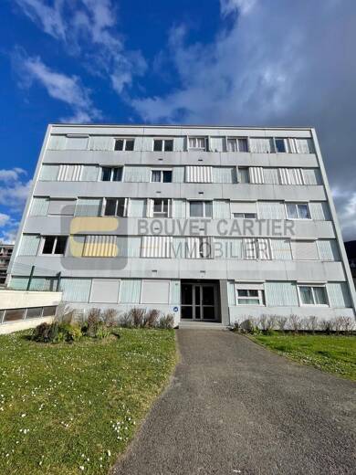 Appartement à vendre 124 000 € 2 pièces 1 chambre 54,8 m² Étage 1/4 Plaine et Chatelet Gaillard 74240
