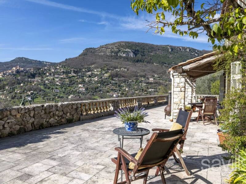 Maison à vendre, 220m², TOURRETTES SUR LOUP