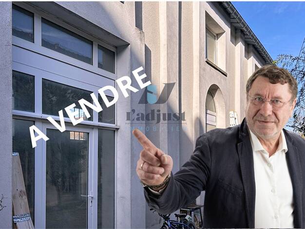 Local commercial à vendre 420 000 € 332 m² de surface de vente Rive du Loing Nemours 77140