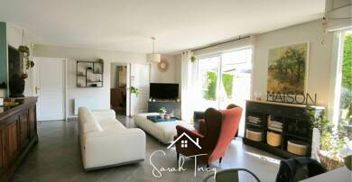 Maison de plain-pied à vendre 365 000 € 3 pièces 2 chambres 112 m² 568 m² de terrain Sud et Ouest Santes 59211