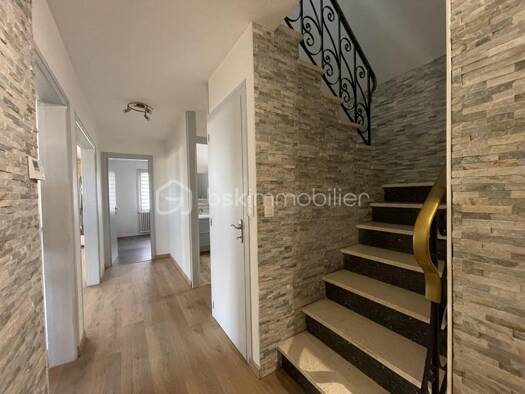 Maison à vendre 193 000 € 5 pièces 4 chambres 110 m² 853 m² de terrain Guégon 56120
