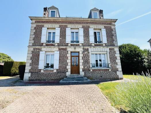 Demeure à vendre 445 000 € 8 pièces 6 chambres 220 m² 2 499 m² de terrain Pisseleux Villers-Cotterêts 02600
