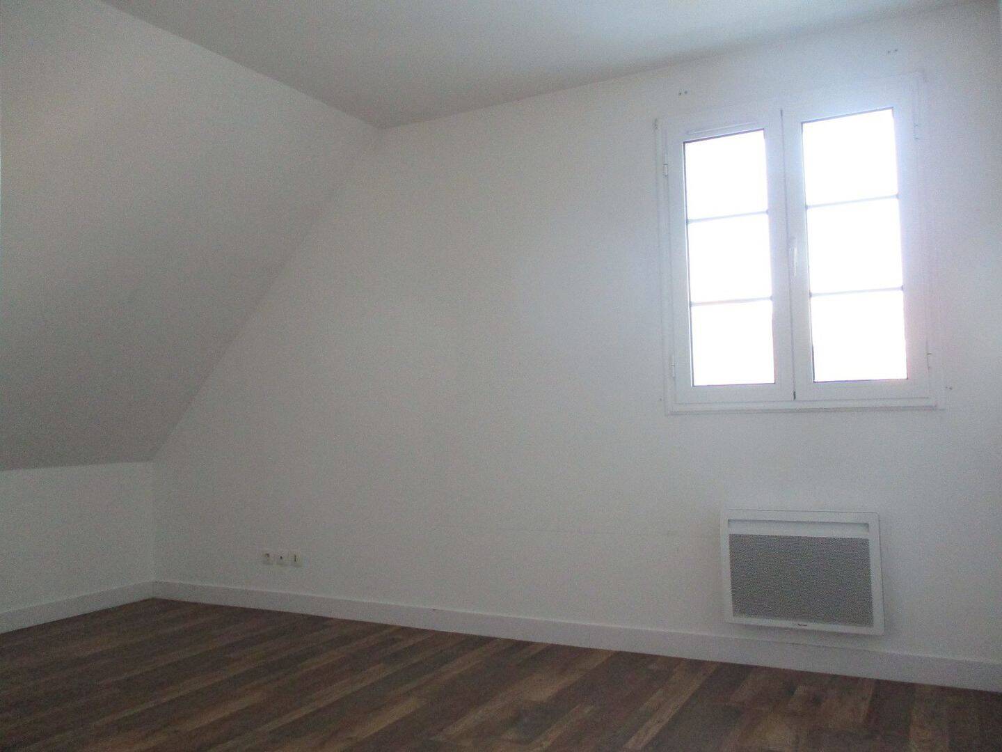Maison à louer, 87m², VILLERS COTTERETS