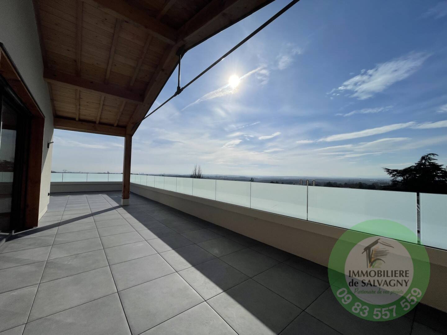 Maison à vendre, 99m², LA TOUR DE SALVAGNY