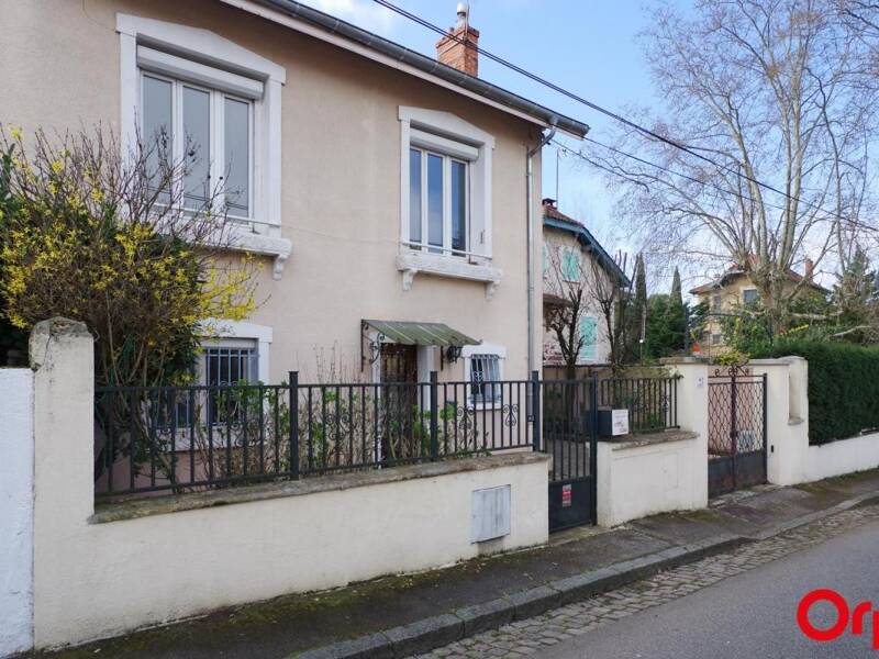 Maison à louer, 109m², LYON 3E