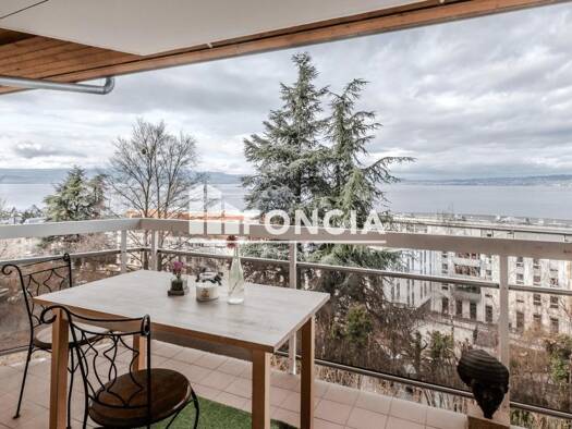 Appartement à vendre 270 000 € 2 pièces 1 chambre 48 m² Étage 2/4 Bord du Lac Évian-les-Bains 74500