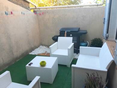 Appartement à louer 795 € 3 pièces 2 chambres 58 m² Dernier étage, Étage 1/1 Pourcieux 83470