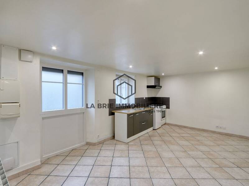 Maison à louer, 27m², VILLECRESNES