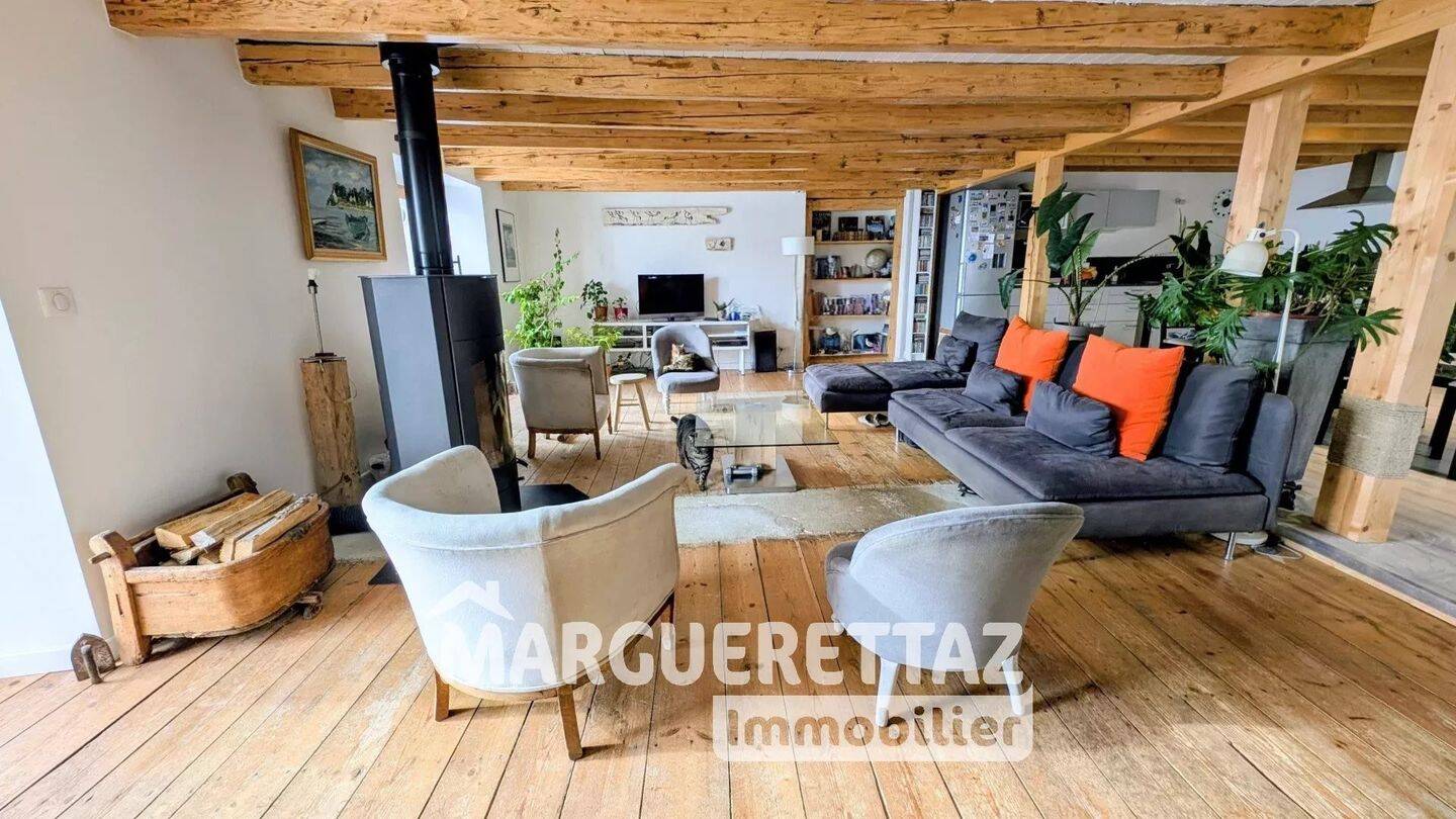 Maison à vendre, 170m², VIUZ EN SALLAZ