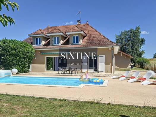 Villa à louer 1 700 € 6 pièces 5 chambres 180 m² 1 600 m² de terrain Cessieu 38110