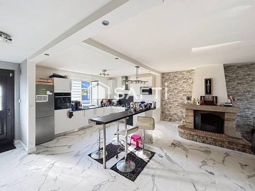 Maison de plain-pied à vendre 342 000 € 4 pièces 3 chambres 95 m² 618 m² de terrain Le Housseau Carquefou 44470
