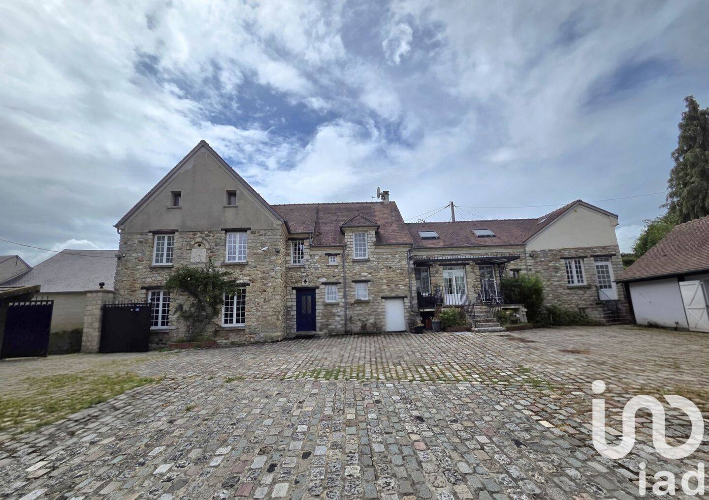 Maison à vendre, 400m², MAREIL EN FRANCE