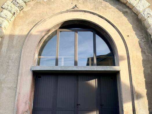 Parking à vendre 284 500 € 210 m² Aix-les-Bains 73100