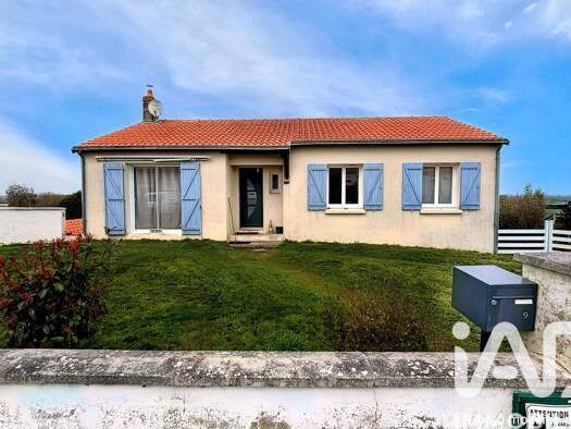 Maison à vendre 220 000 € 4 pièces 3 chambres 92 m² 1 137 m² de terrain Mauges-sur-Loire 49410