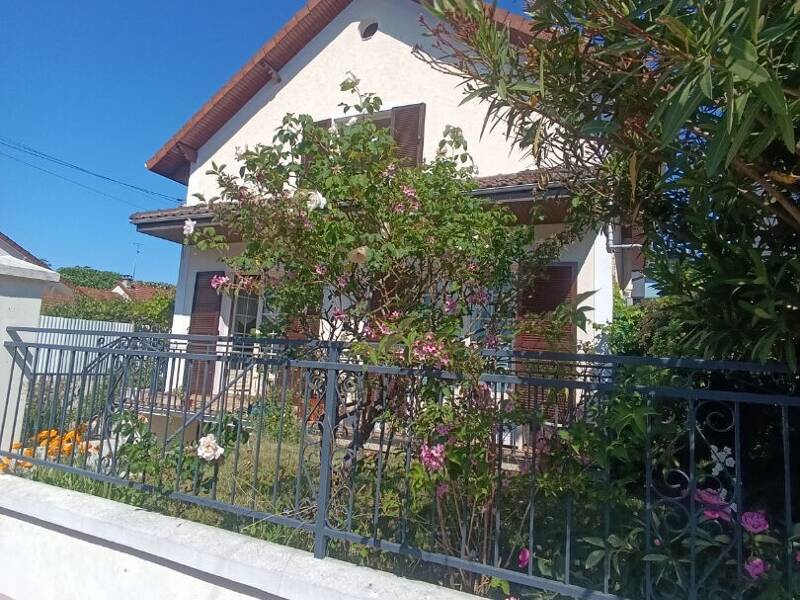 Maison à vendre, 125m², SAINT MAUR DES FOSSES