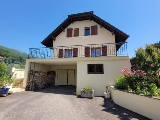 Maison à vendre 840 000 € 5 pièces 4 chambres 130 m² 1 800 m² de terrain Saint-Jean-de-Gonville 01630
