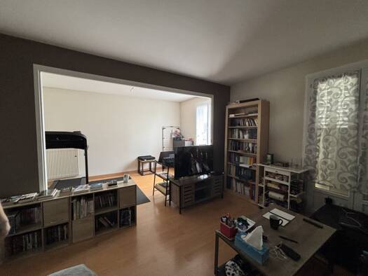 Appartement à vendre 107 000 € 4 pièces 2 chambres 66 m² Étage 3/3 Vichy 03200