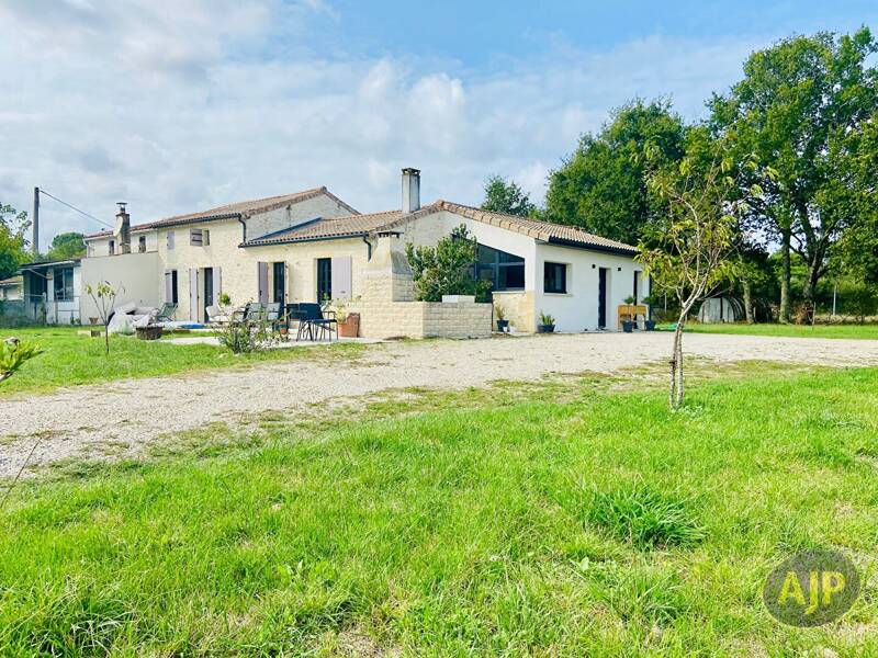 Maison à vendre, 155m², GAILLAN EN MEDOC