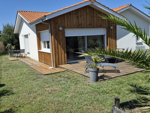 Maison de plain-pied à vendre 449 000 € 5 pièces 3 chambres 109 m² 546 m² de terrain Biscarrosse 40600