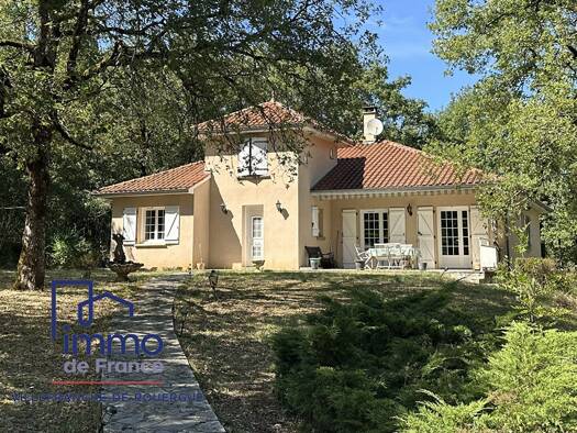 Maison à vendre 262 500 € 6 pièces 4 chambres 136 m² 3 565 m² de terrain La Rouquette 12200
