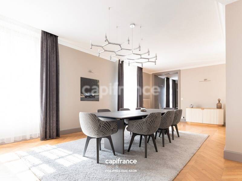 Maison à vendre, 575m², LE MANS