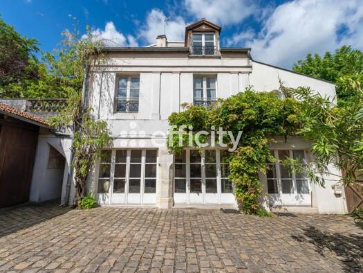 Maison à vendre 1 060 000 € 5 pièces 3 chambres 119 m² 370 m² de terrain Thierry-Saint Cloud Ville-d'Avray 92410