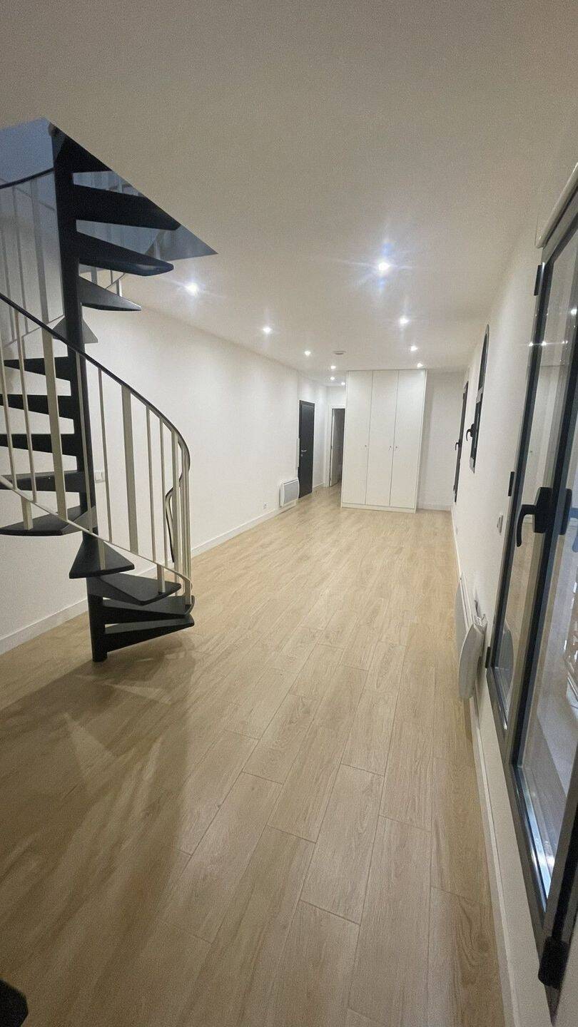 Maison à louer, 55m², SAINT MAUR DES FOSSES
