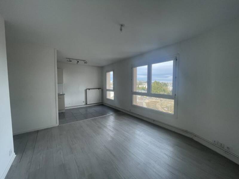 Maison à louer, 45m², SAINT JEAN DE BRAYE