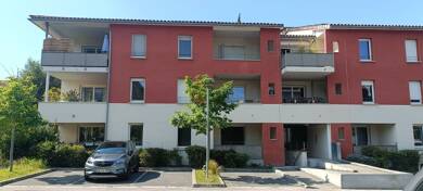 Appartement à louer 728 € 3 pièces 2 chambres 56 m² RDC Castanet Tolosan 31320