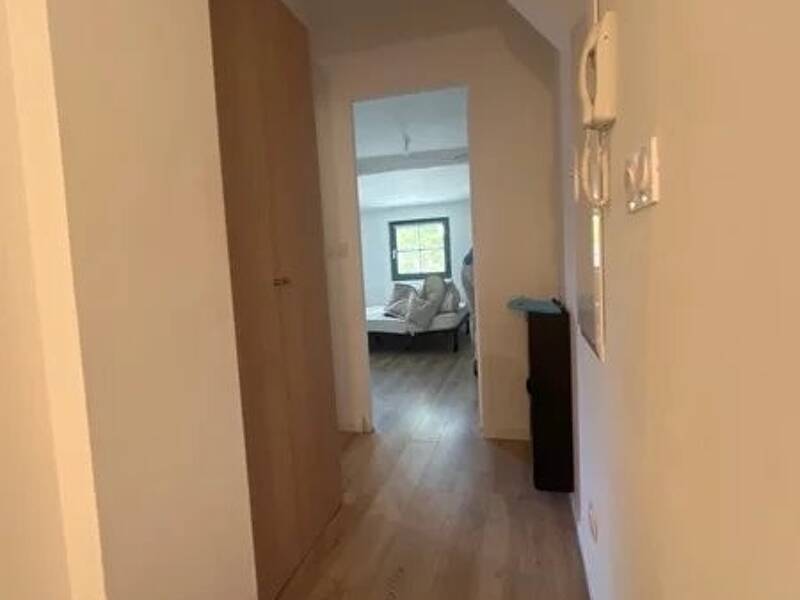 Maison à louer, 27m², PELISSANNE