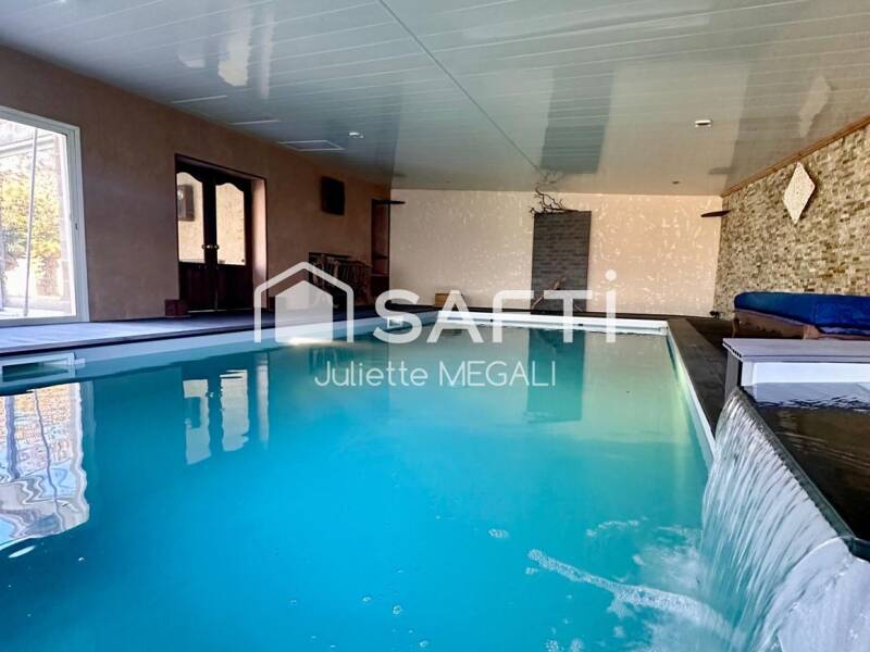 Maison à vendre, 385m², VILLEFRANCHE DE LONCHAT
