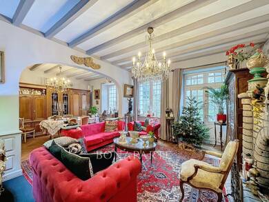 Maison à vendre 947 000 € 8 pièces 6 chambres 340 m² 15 380 m² de terrain Cournon 56200