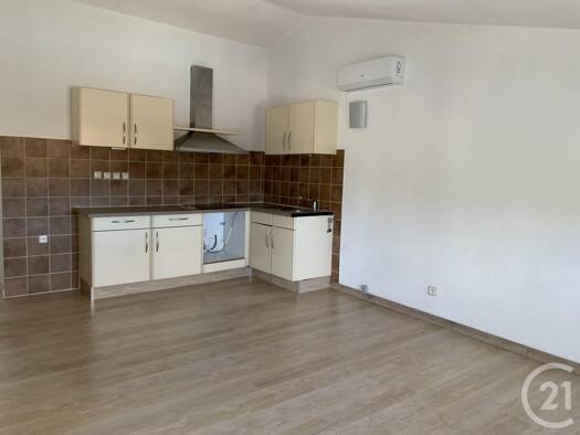 Appartement à louer 480 € 2 pièces 1 chambre 43,7 m² RDC Herepian 34600