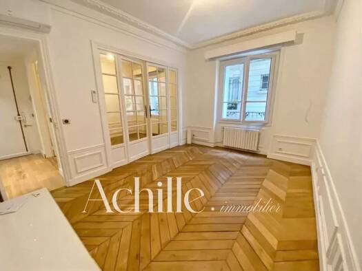 Appartement à vendre 695 000 € 3 pièces 1 chambre 57 m² RDC Neuilly-sur-Seine 92200